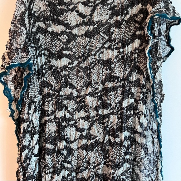 MASSIMO DUTTO SNAKE PRINT SPRING SCARF - Picture 3 of 11